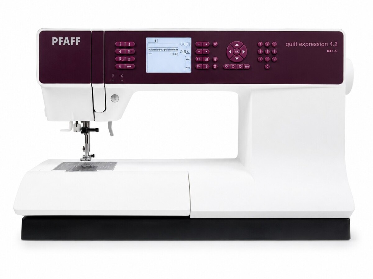 Machine à coudre PFAFF Quilt Expression 4.2